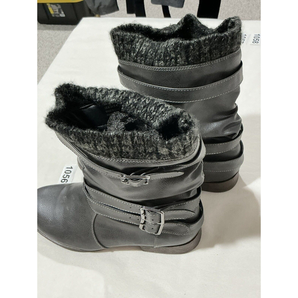 Woman’s Size 8 Just Fab Black Faux Leather Strappy Calf Length Boots - Picture 3 of 7